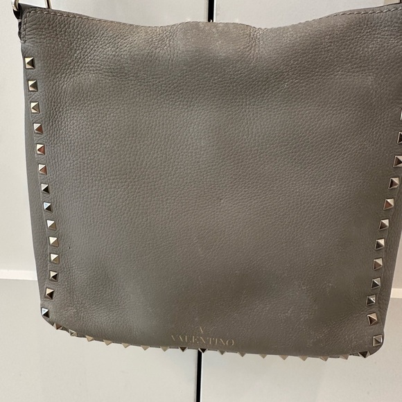 Valentino Gray Crossbody Bag with Studded Detailing - Picture 3 of 10